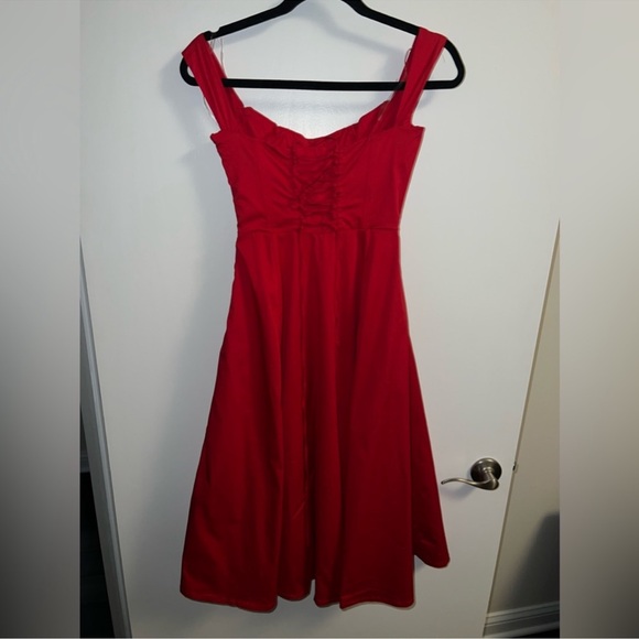 House of CB SAIRA Red Off-Shoulder Slit Dress - Picture 4 of 7